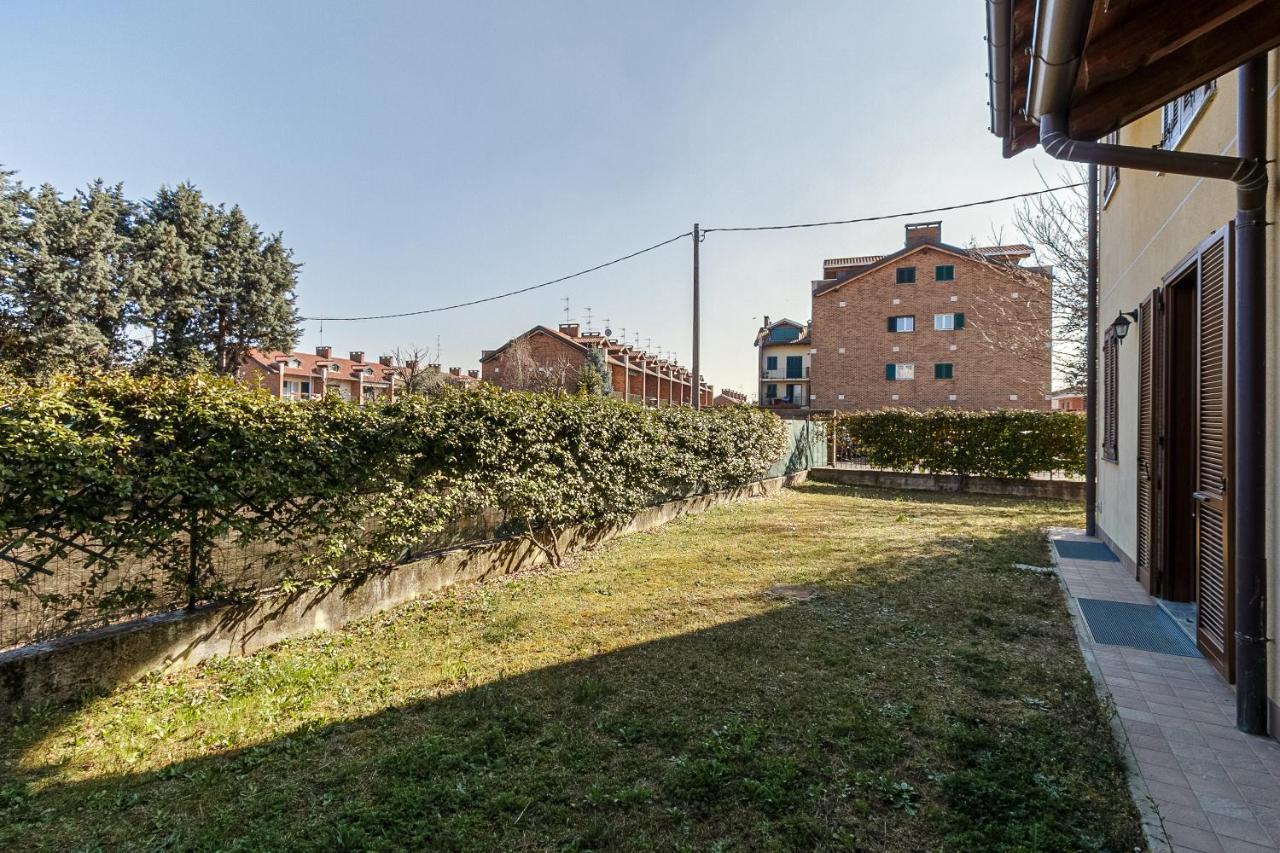 Le Quattro Stelle Villa Cardano Al Campo Eksteriør billede